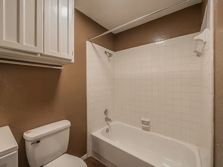 5003 Maryanna Way #D — Photo 4