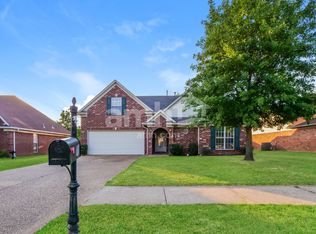 1575 Far Dr, Cordova, TN 38016