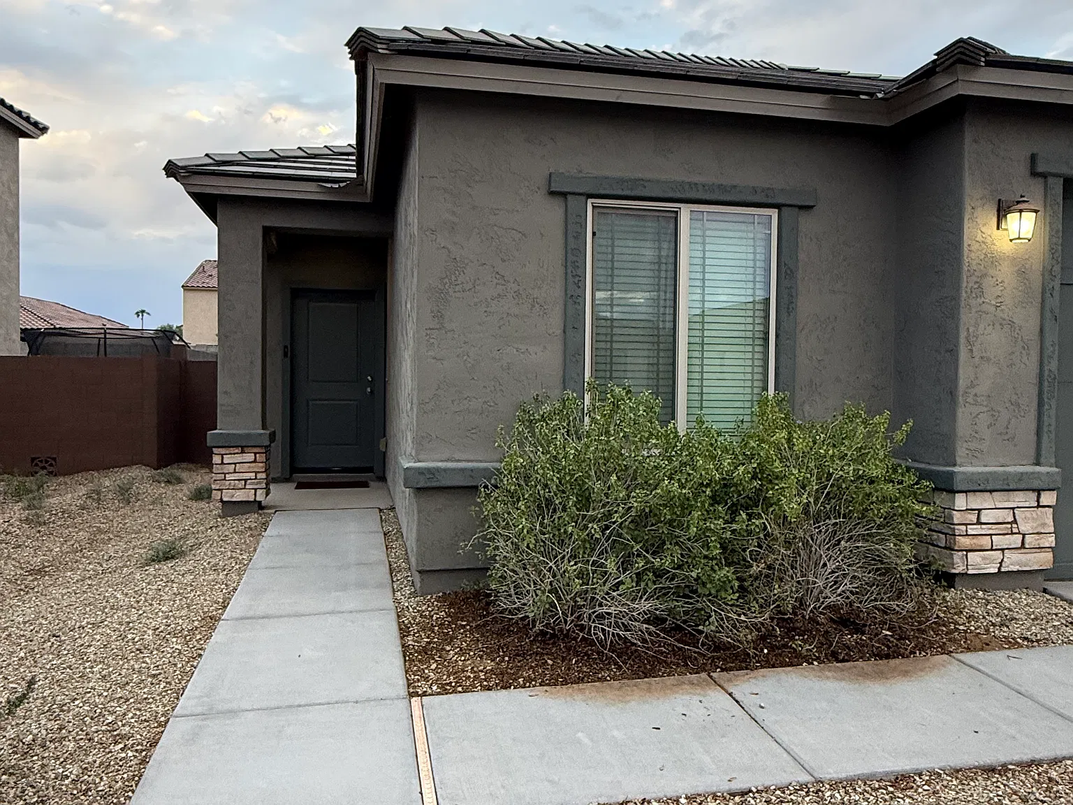 3 bed, 1353 sqft, $1,990 — Photo 3