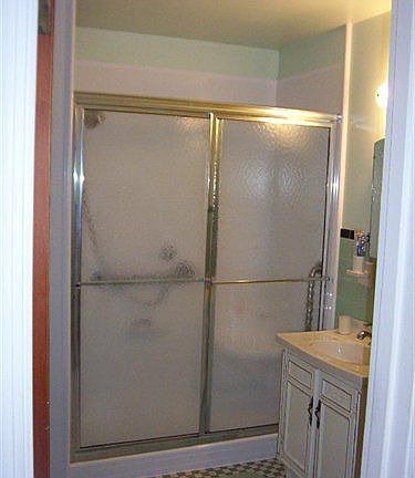 5th image of 2080 S Schenley Ave