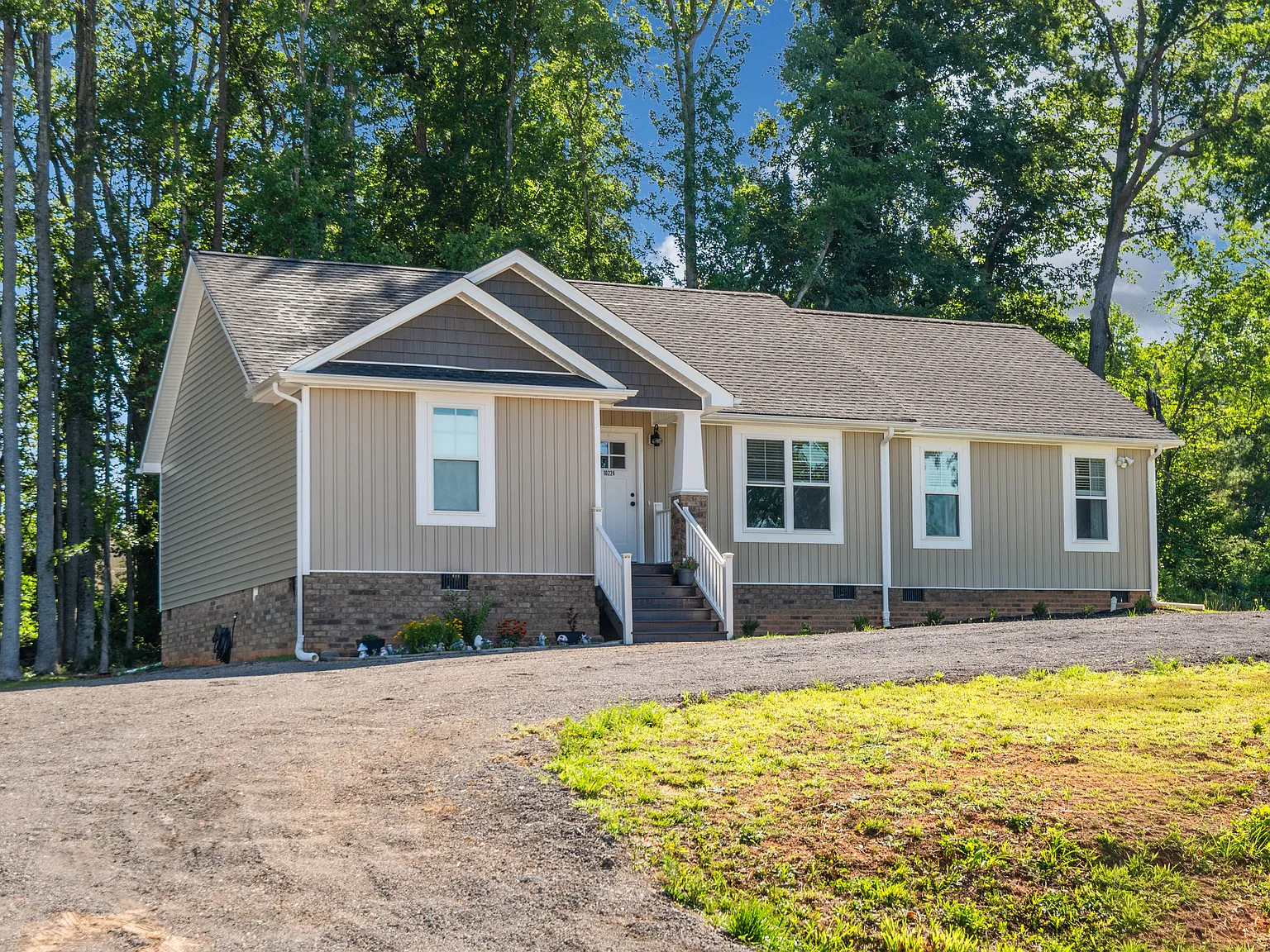 10224 Doyle Boulevard - 1 — Photo 3