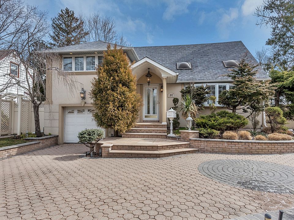 1st image of 829 Bruce Dr