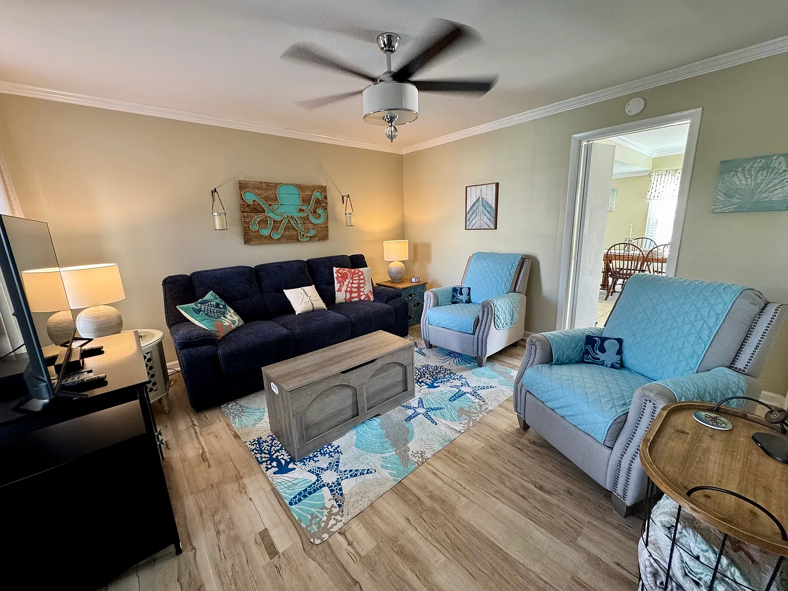 Madison Villas — Photo 2