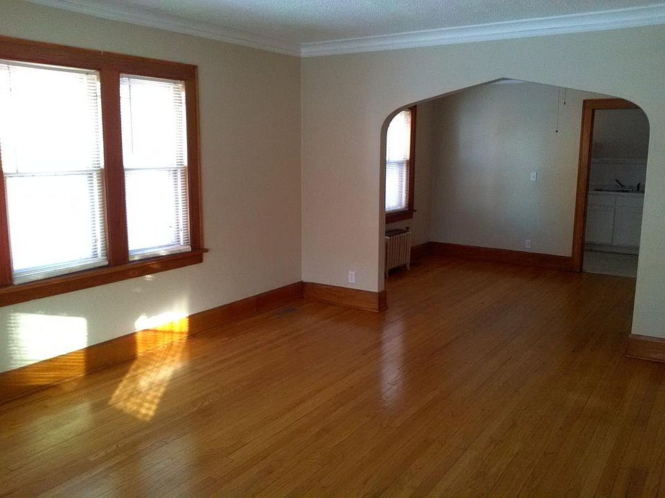 1st image of 1327 Evelyn St #2N
