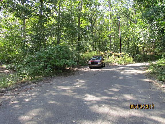 4th image of Parkway Dr