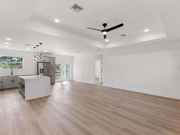 4th image of 7335 Ancha St