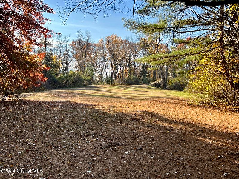 5th image of 1401 Aquetuck Road