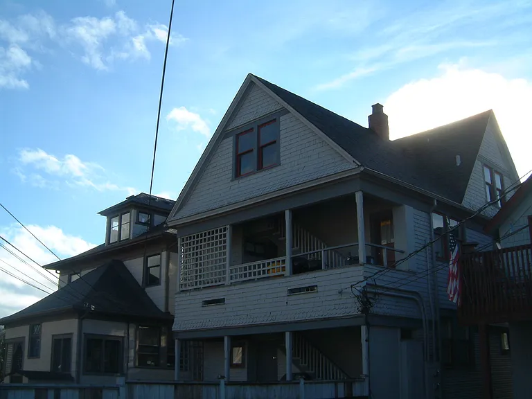 305 N G St #C — Photo 2