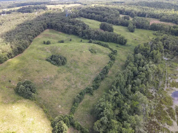 1 Marshall Dr, Morris Chapel, TN 38361