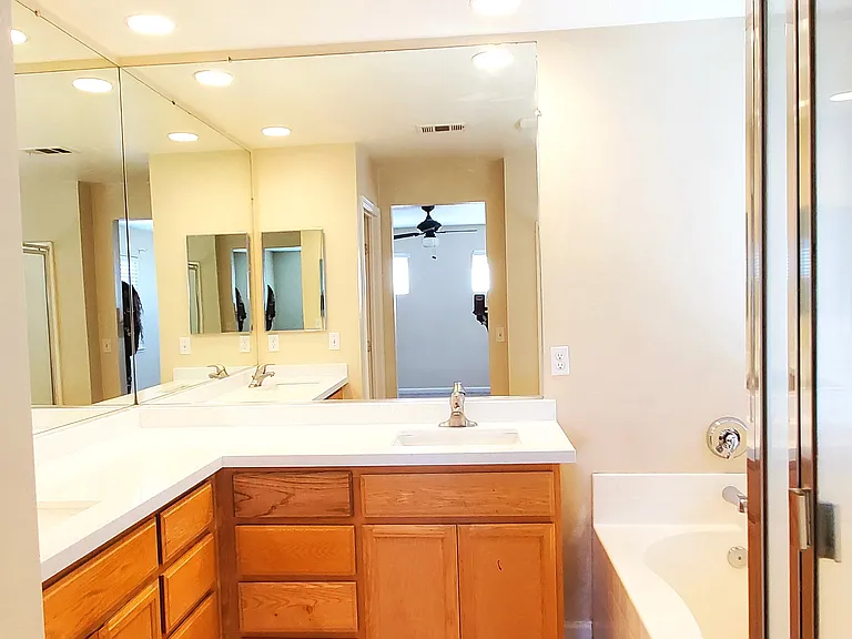 1618 Fontanella Way — Photo 23