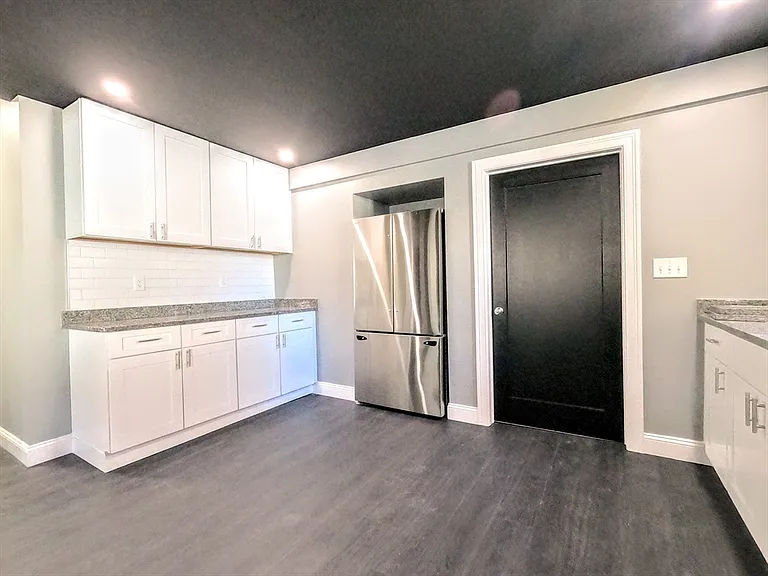 2 Sunnyside St #1 — Photo 18