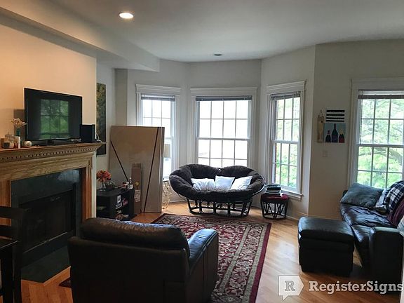 5th image of 1657 W Wrightwood Ave