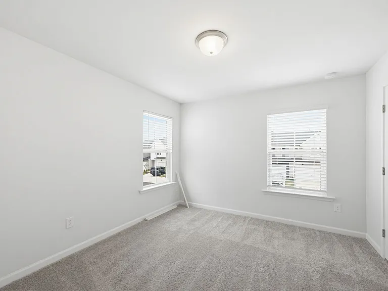 2109 Sun Vibes Way — Photo 31