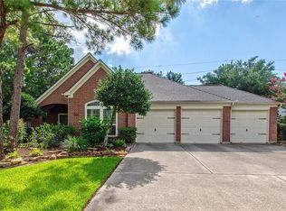 7822 Trophy Place Dr, Humble, TX 77346