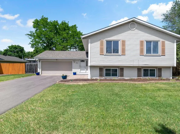3732 81st Ave N, Brooklyn Park, MN 55443