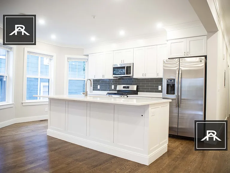 51 Quint Ave #3 — Photo 13