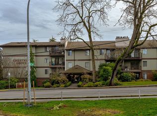 Chestnut Grove, Victoria, BC V8R 1L4