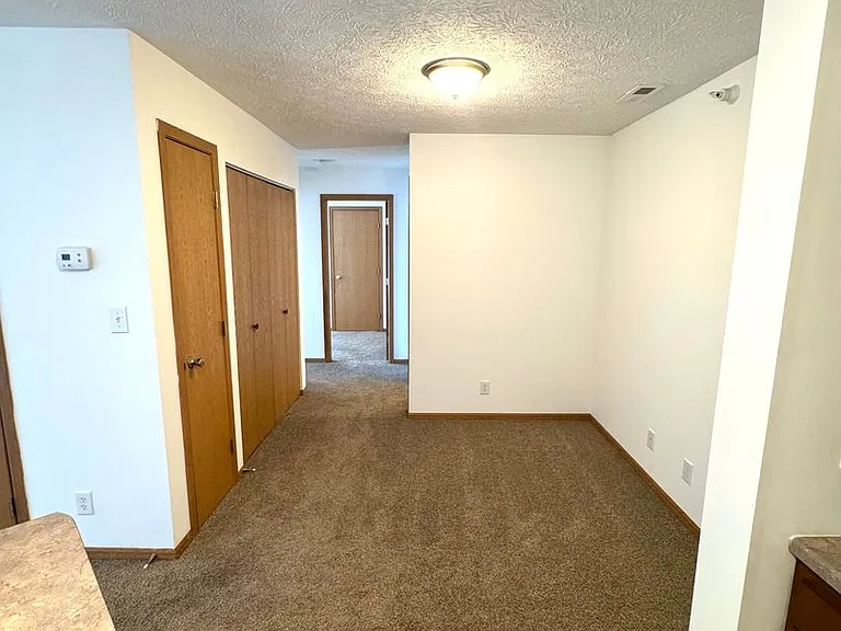 Southern Winds Apartments — Photo 22