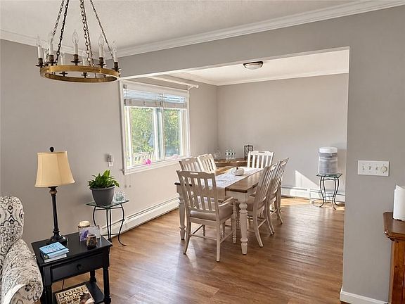 3rd image of 583 Pocasset Ct
