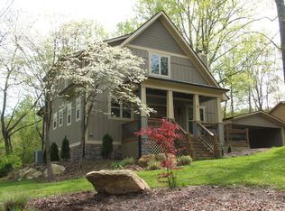 4 Parkway Loop Rd, Asheville, NC 28803