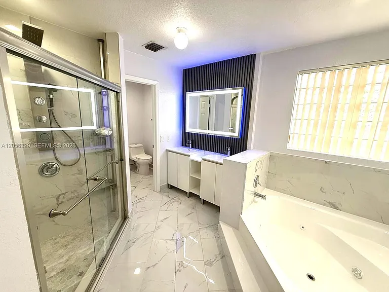 9352 SW 155th Ave — Photo 8