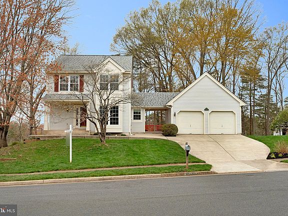 3rd image of 13482 Lake Shore Dr