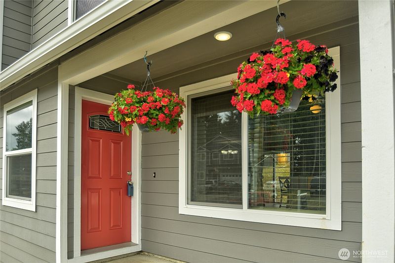 3rd image of 308 Middleton Court SE