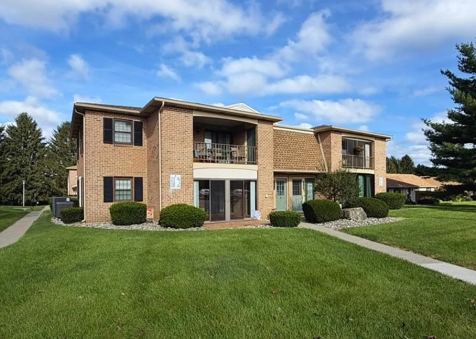 2776 Rolling Green Pl