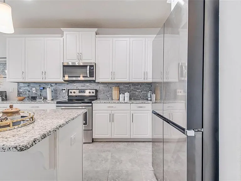 2495 Rapollo Dr — Photo 11