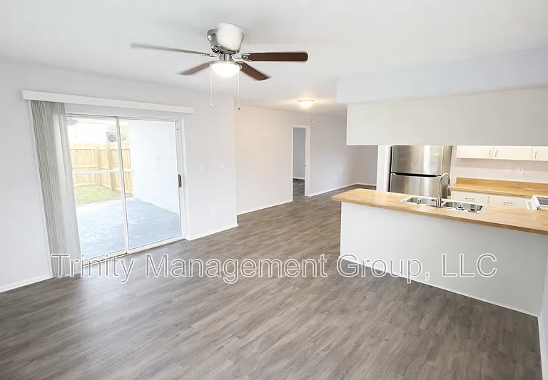 3041 Hoban Ave — Photo 10