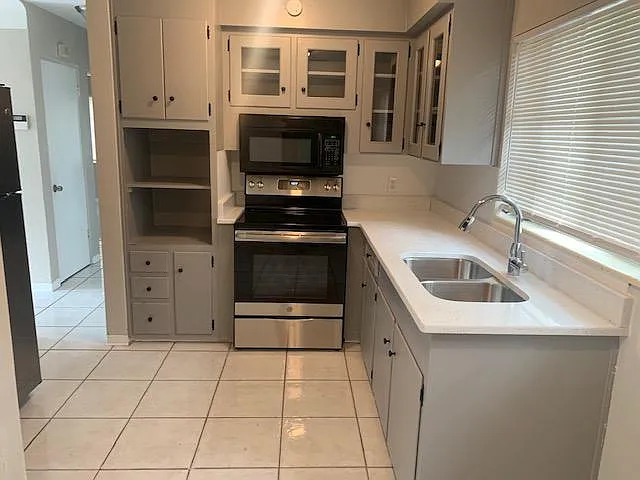 6400 Dr Martin Luther King Jr St S — Photo 8