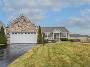 185 Hunting Ridge Dr, Greensburg, PA 15601