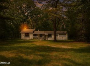 5 Porter Rd, Howell, NJ 07731