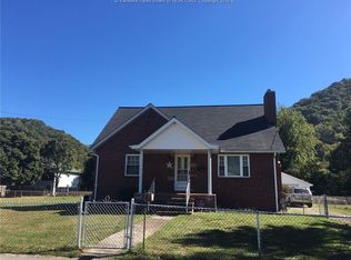 3412 Williams Ave, Belle, WV 25015
