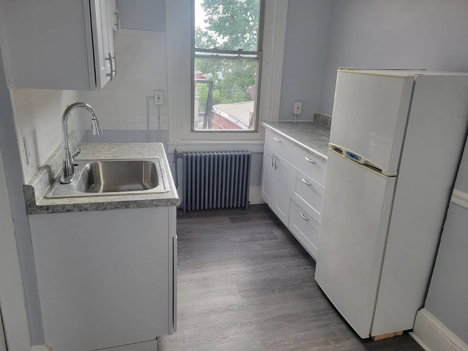 1 bed, 850 sqft, $950 — Photo 2