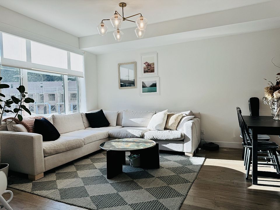1st image of 2035 Glenaire Dr #222