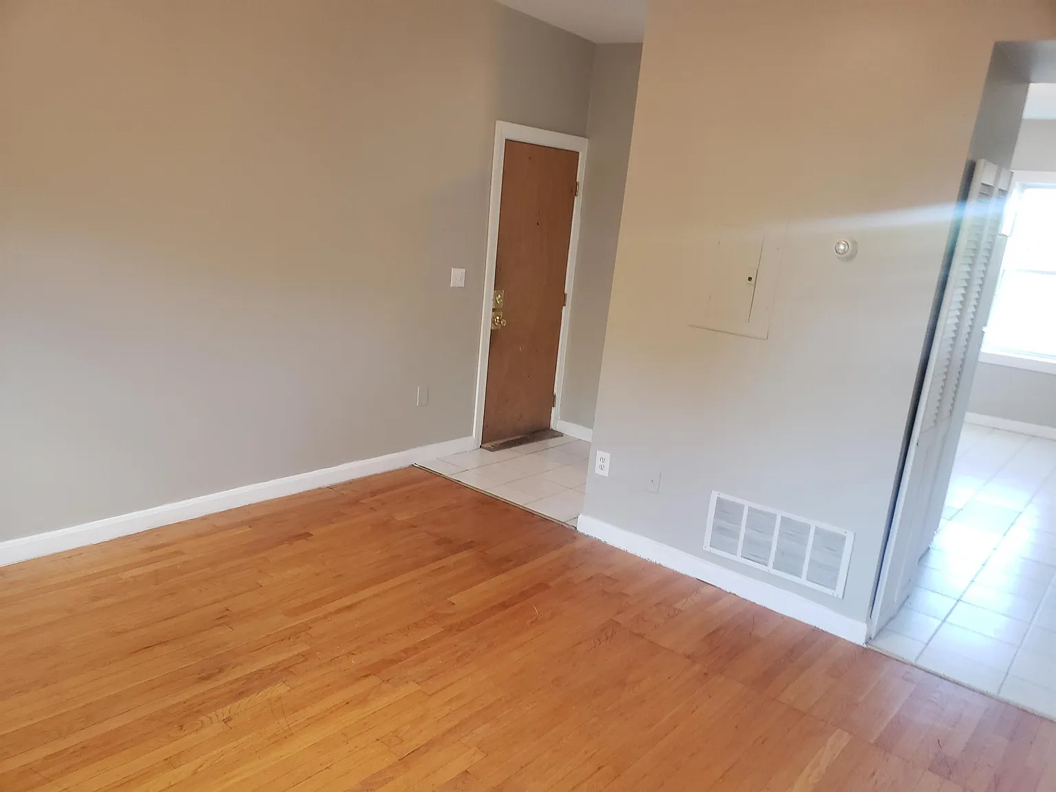 256 Union St — Photo 3