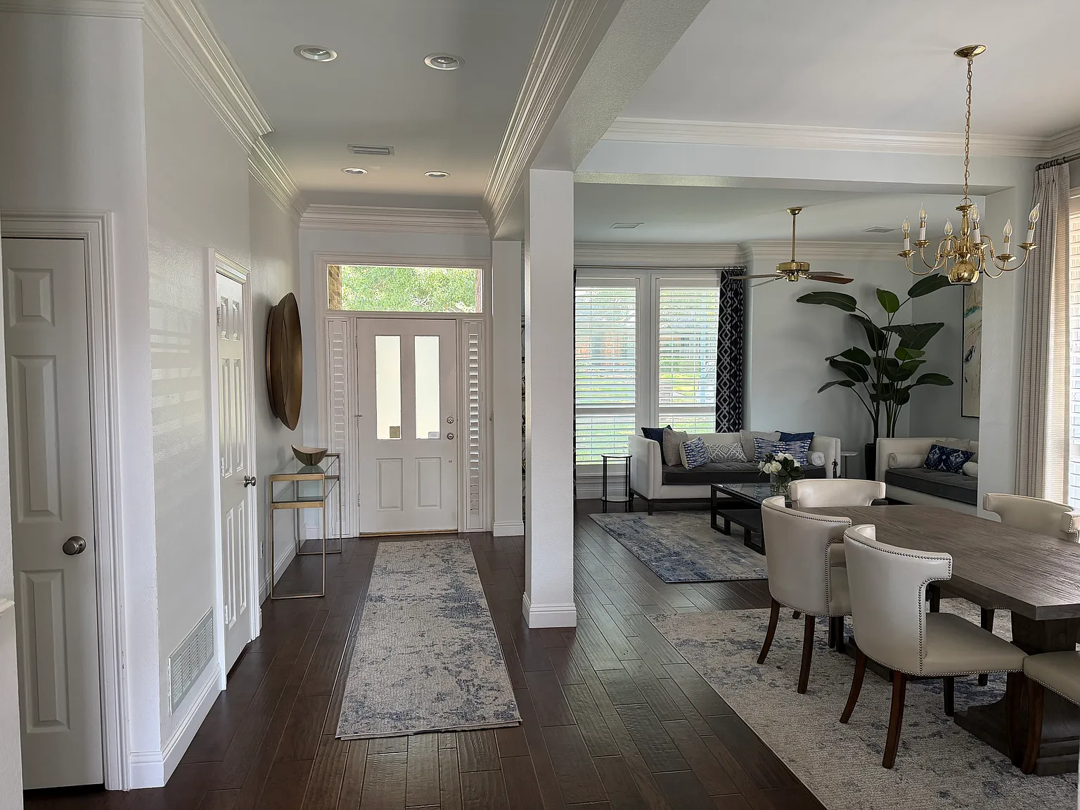 4 bed, 2338 sqft, $3,700 — Photo 2