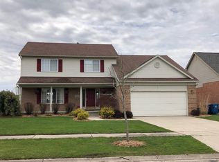 1410 Hidden Crk N, Saline, MI