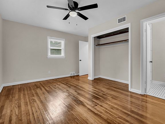5th image of 4011 Comanche Rd