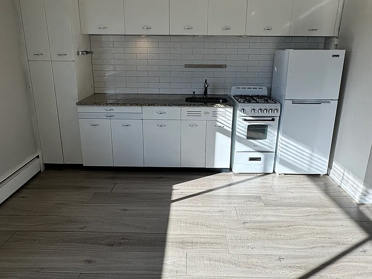 5675 S Curtice St #2 — Photo 6