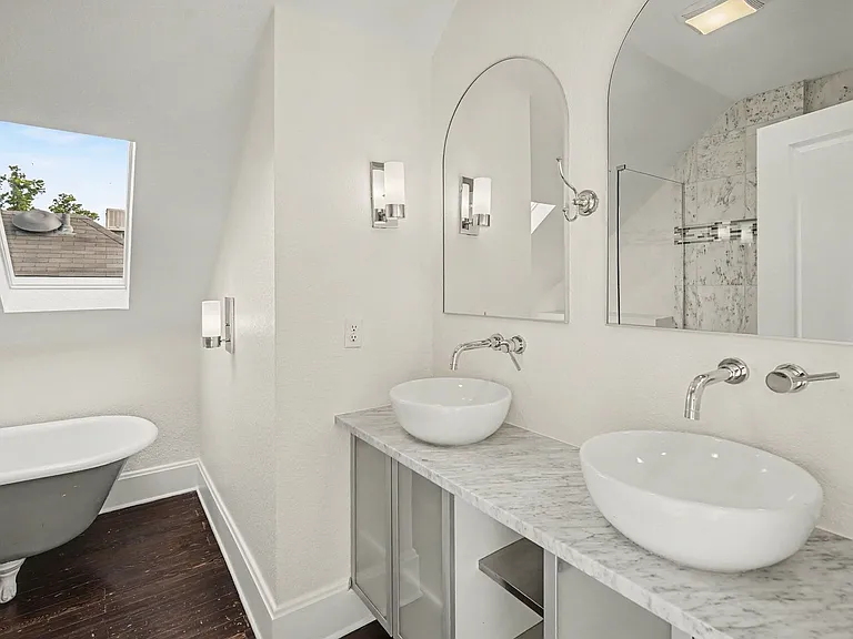 1301 S Lincoln St — Photo 15