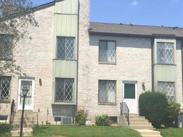 5200 Hilltop Dr #331, Brookhaven, PA 19015