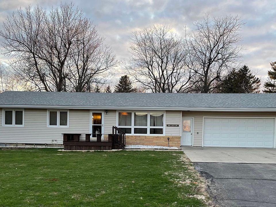 1st image of 900 Lucy Dr