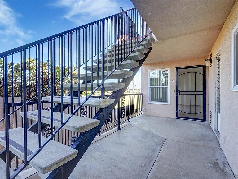 4712 W Point Loma Blvd #4-4712 — Photo 3