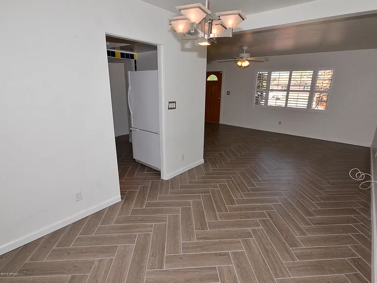 3002 E Copper St — Photo 8