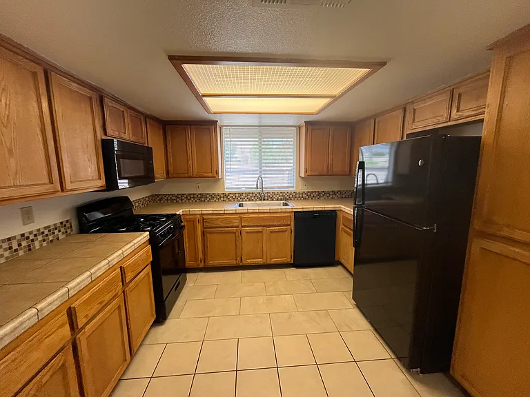 28880 Landau Blvd #3 — Photo 17