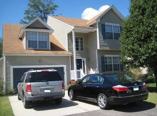 610 Ray Ave, Chesapeake, VA 23320