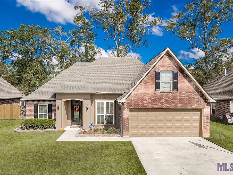 1st image of 41158 Lakeway Cove Ave