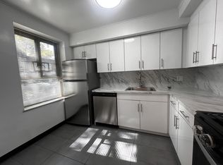 69-08 197th St #1, Fresh Meadows, NY 11365